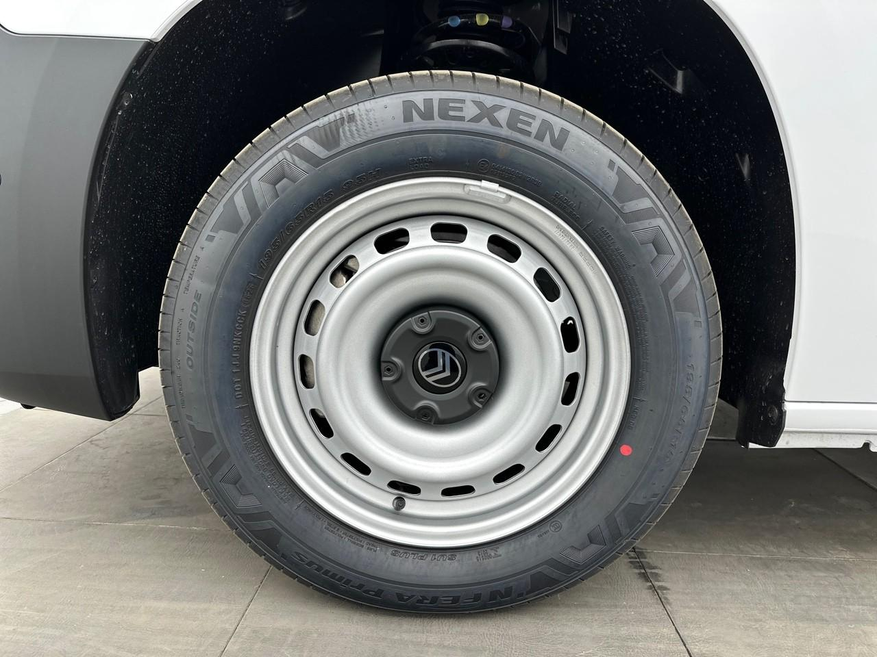Citroën Berlingo van m diesel 100 ch manuelle — photo 7
