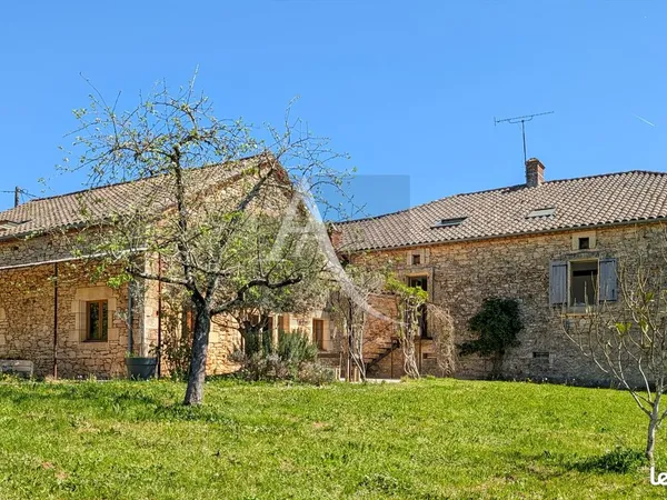 Propriété 6 pièces 120 m²