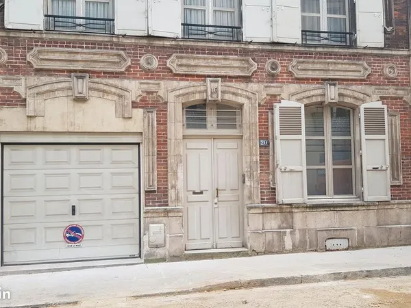 Local professionnel 55 m²
