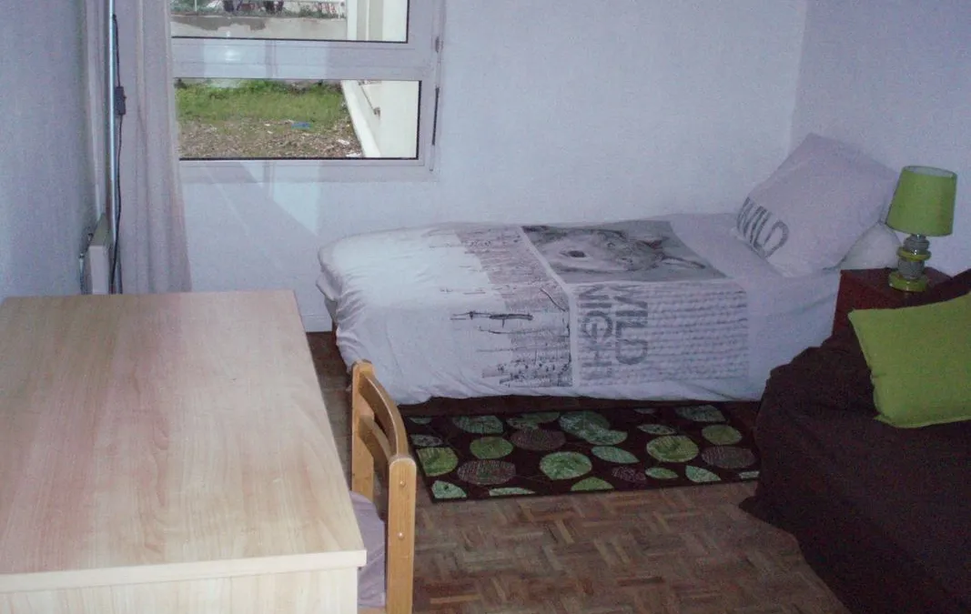 Photo 1