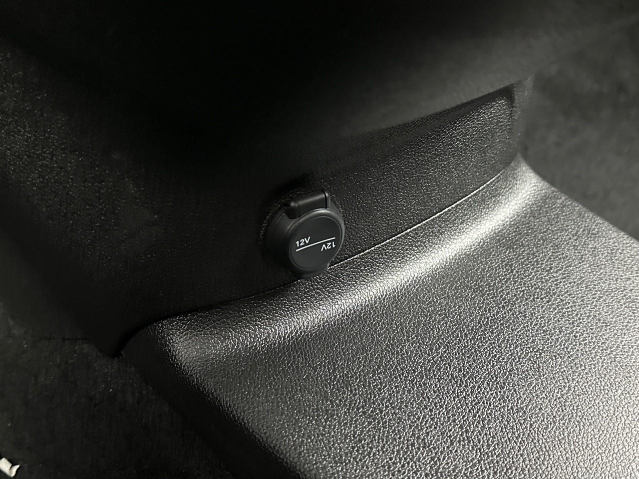Citroën Berlingo van m diesel 100 ch manuelle — photo 31