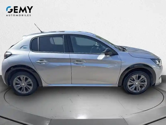 Peugeot 208 electrique 50 kwh 136ch — photo 4