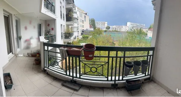Grand appartement 100 m²