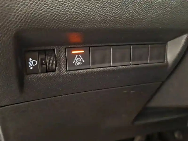 Peugeot 208 bluehdi 100 s&amp;s bvm6 — photo 23