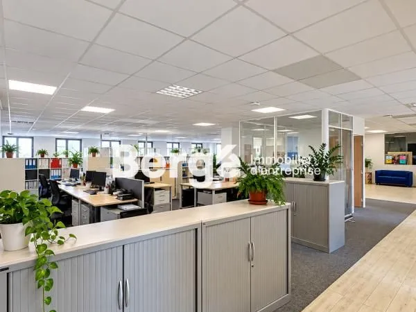 Bureaux 314 m²