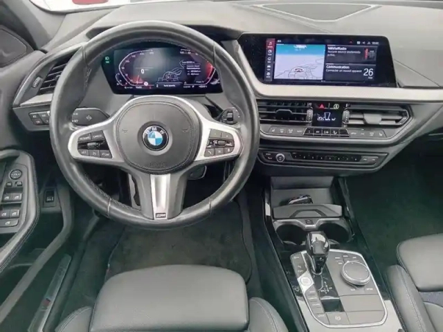 Bmw Serie 1 série 1 118ia 136ch m sport dkg7 — photo 12