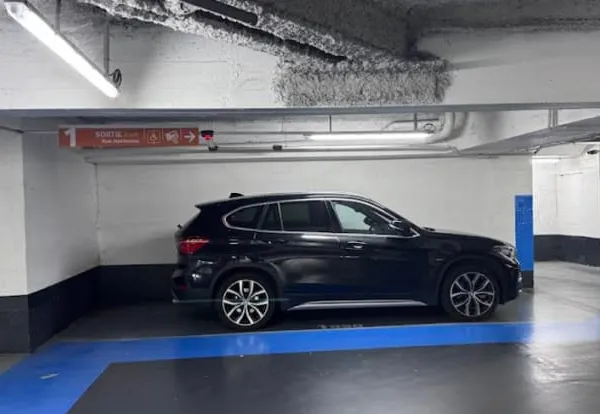 Parking 13 m²