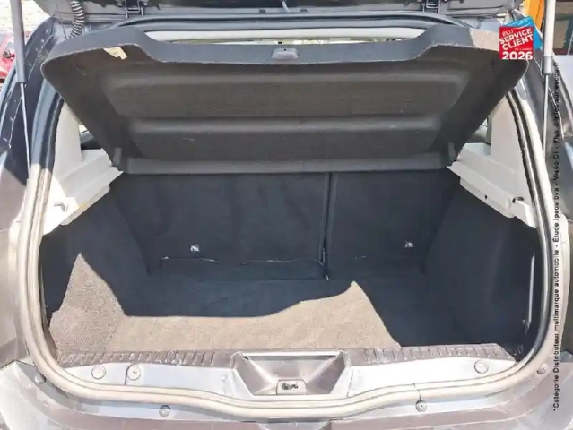 Dacia Sandero 0.9 tce 90ch stepway — photo 30