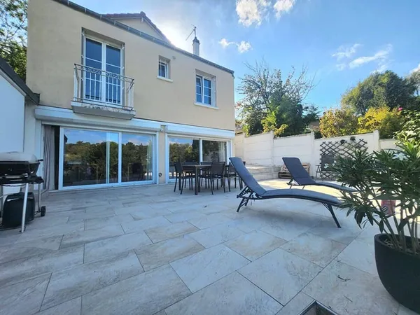 Maison 5 pièces 100 m²