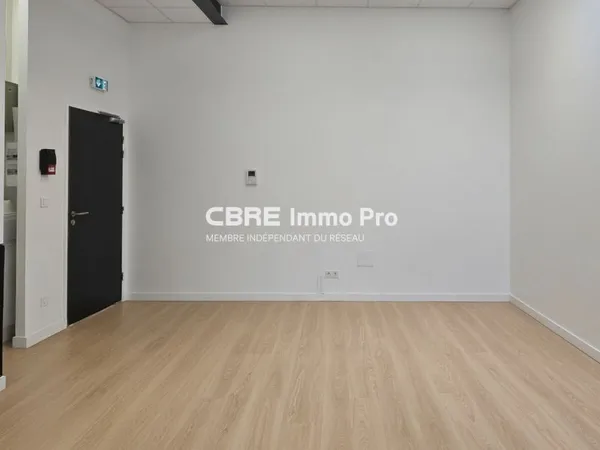 Bureau 30 m²