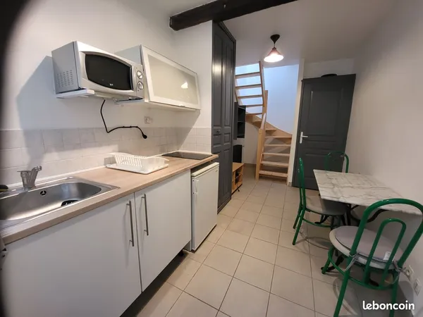Studio meublé ROUEN prox fac de droit