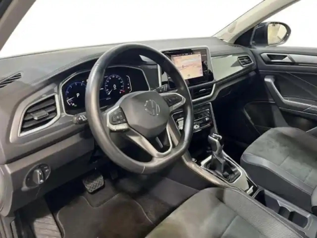 Volkswagen T-Roc 1.5 tsi evo 150 start/stop dsg7 style — photo 9