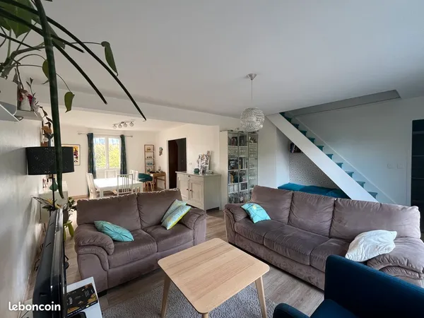 Maison 6 pièces 110 m² à Marcoussis — terrain clos de 456 m²