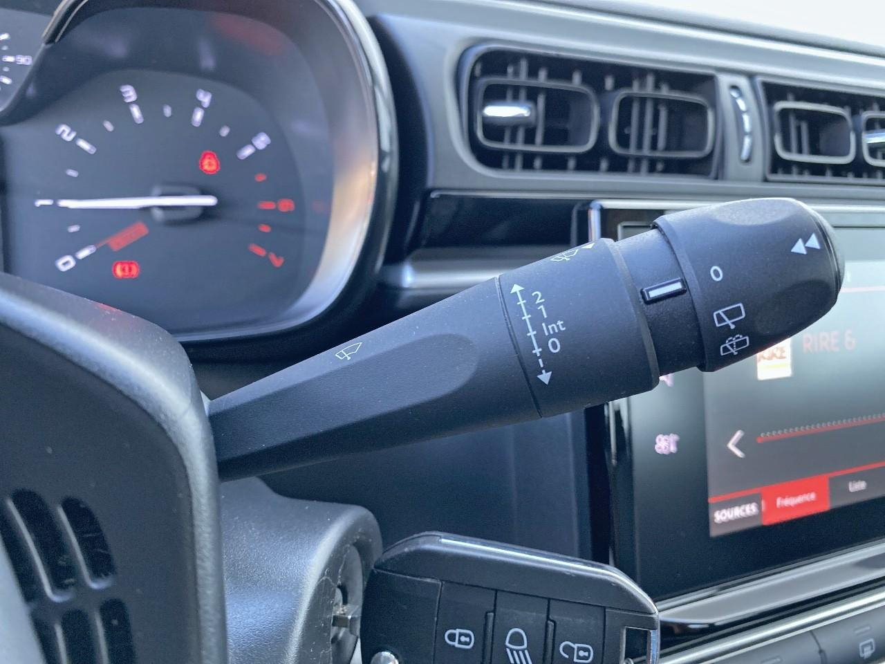 Citroën C3 1.2 puretech 83ch s&s feel pack — photo 19