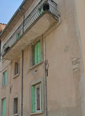 Investissement locatif - 5 logements - environ 150 m² - revenus locatifs immédiats