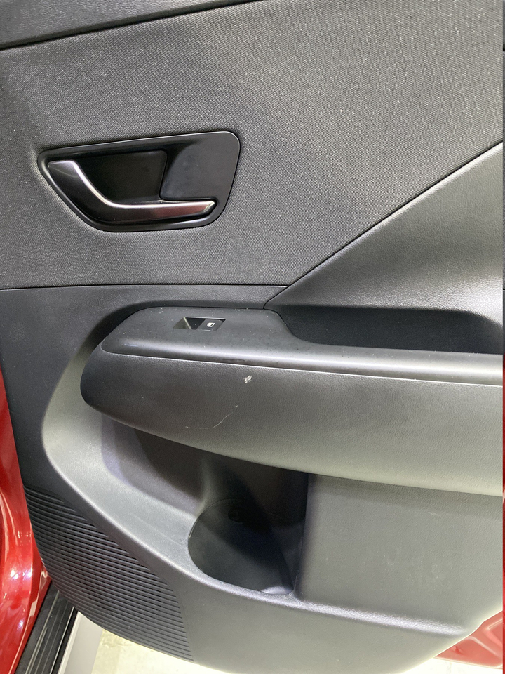Hyundai Kona — photo 51