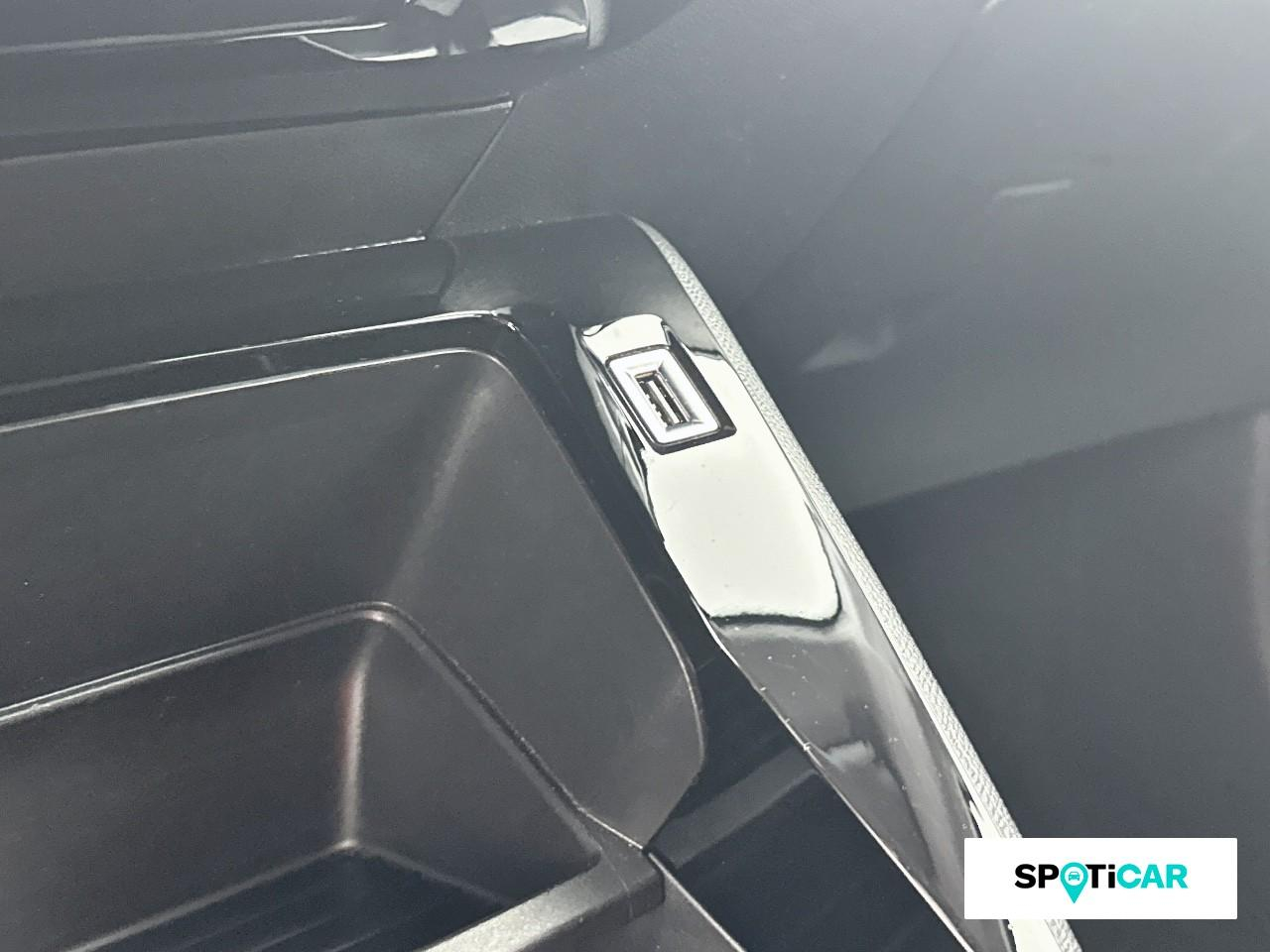 Peugeot 208 1.2 puretech 100ch s&s style 118g — photo 19