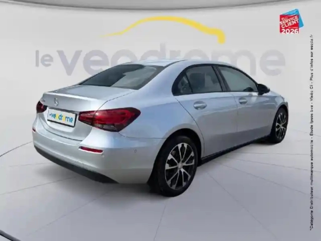 Mercedes Classe A berline 180 136ch business line 7cv — photo 6