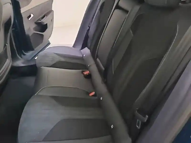 Peugeot 408 puretech 130 ch s&amp;s eat8 — photo 52