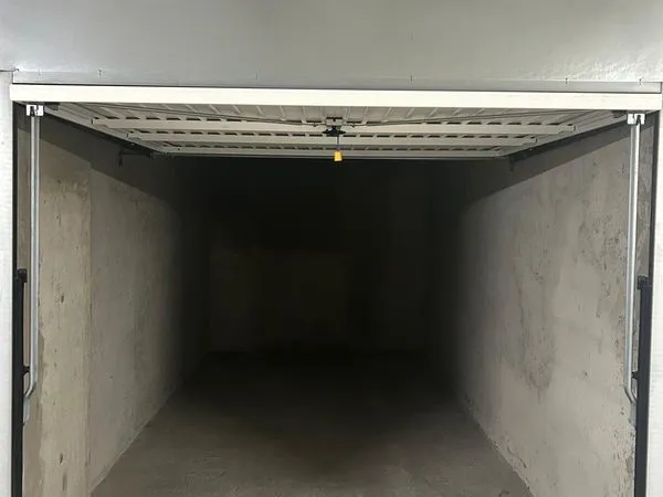 Box fermé 12 m² - Mougins-le-Haut - Sous-sol sécurisé