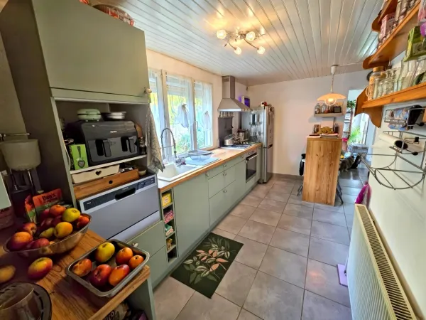 HIRSON (02) - 🏡 Vente maison individuelle, semi-plain-pied, avec garage 🚗 et plus de 24 ares de terr