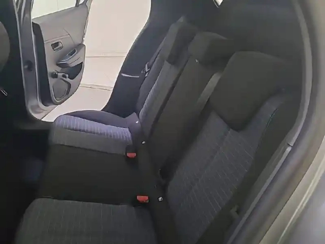 Peugeot 208 puretech 75 s&amp;s bvm5 — photo 12