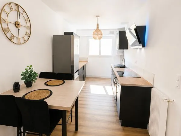 T2 entièrement rénové de 50 m² - Hyper centre de Pau - Vendu meublé