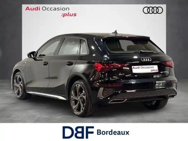 Audi A3 40 tfsie 204 s tronic 6 s line — photo 3