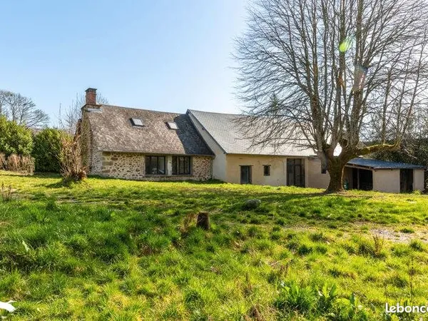 Longère 8 pièces 180 m²