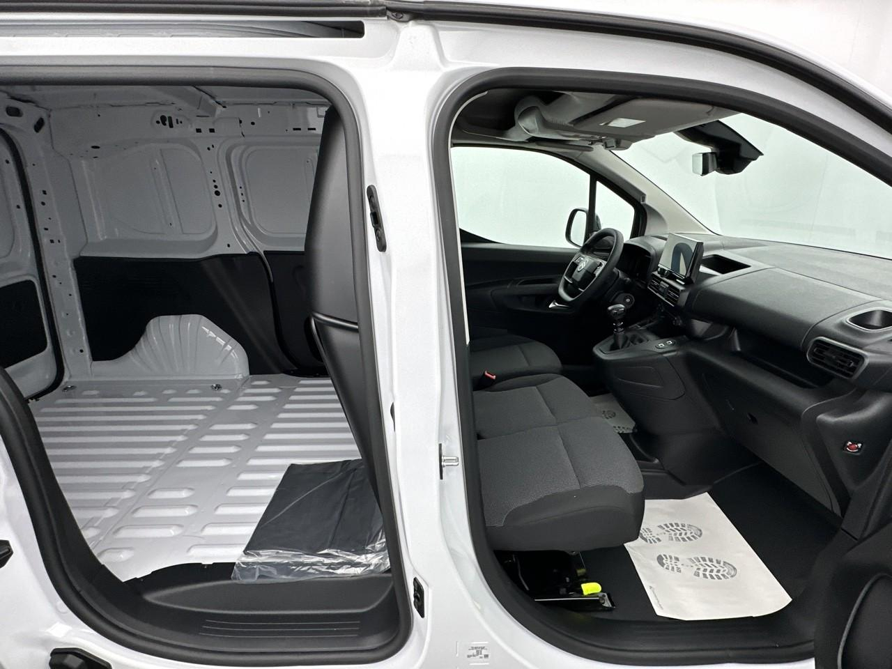 Citroën Berlingo van m diesel 100 ch manuelle — photo 11