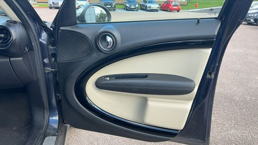 Mini Countryman 1.6 Cooper S 184 - S – 2014 – 159510 km – Essence – Boîte Manuelle — photo 22