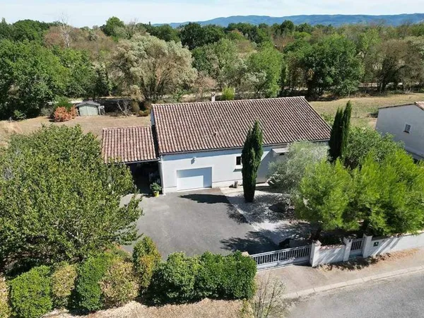 Maison de plain-pied ? Un cadre de vie privilégié à Soual