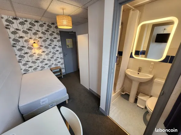 ☀ Chambre étudiante - Le Havre plein centre - sanitaires privatifs - cuisine partagée 🏠