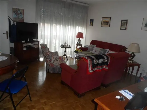 A VENDRE - Appartement