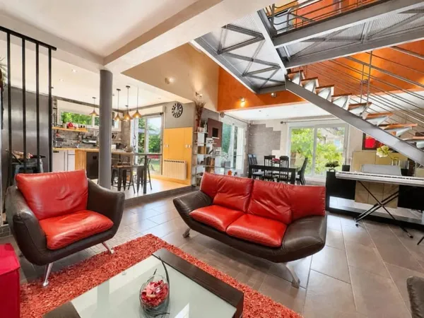 Maison 6 pièces 180 m²
