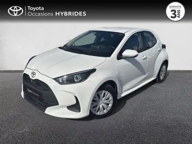 Toyota Yaris 116h dynamic 5p mc24