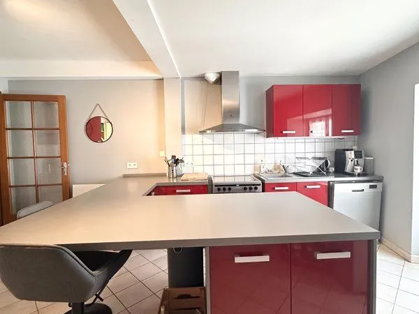 Appartement duplex avec cour à Langres