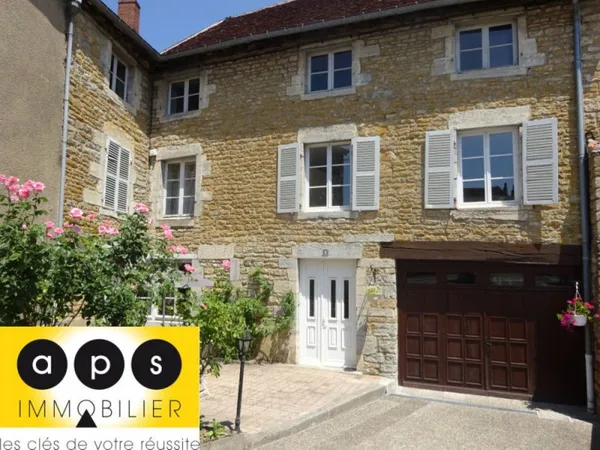 Maison 10 pièces 300 m²