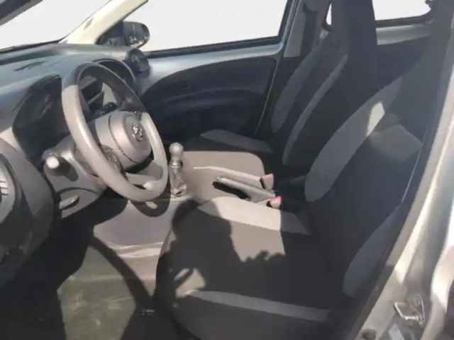 Toyota Aygo X 1.0 vvt-i 72ch active — photo 13