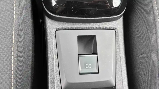 Citroën C3 Aircross hybride 145 ch aut — photo 19
