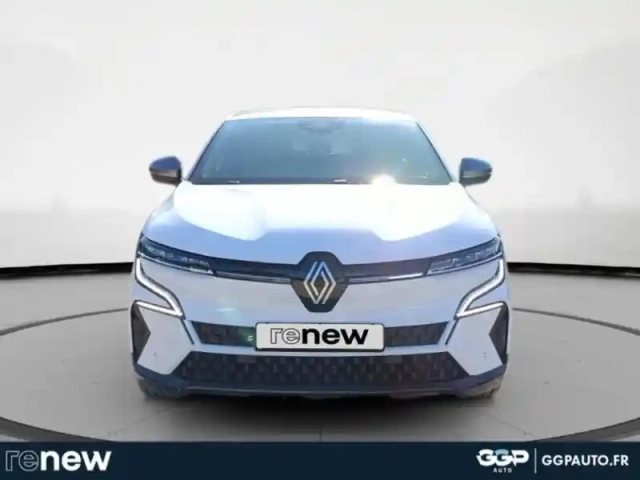 Renault Megane e-tech electric ev60 220ch techno optimum charge — photo 8