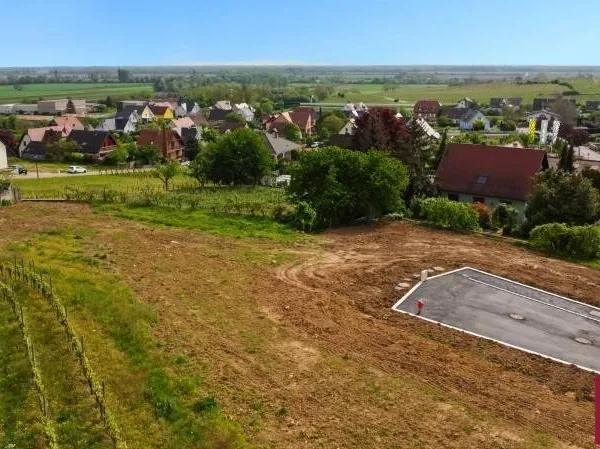 Terrain constructible 937 m²