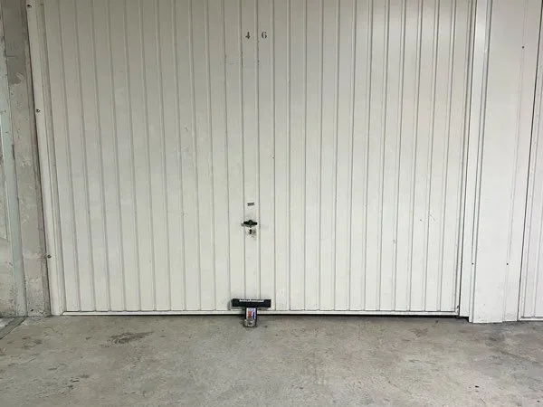 🔑 à louer - box fermé dans résidence sécurisée