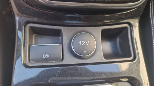 Ford Kuga 2.0 TDCi 150 - ST-Line – 2018 – 145675 km – Diesel – Boîte Manuelle — photo 2