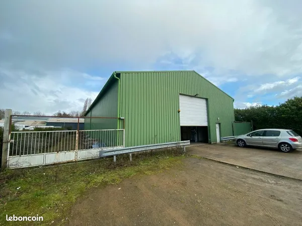LOCAL D'ACTIVITE 450 m² BETTON