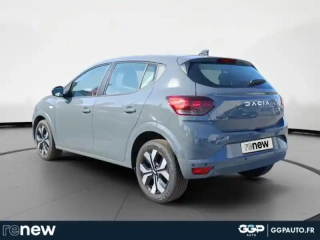 Dacia Sandero 1.0 tce 90ch journey — photo 3