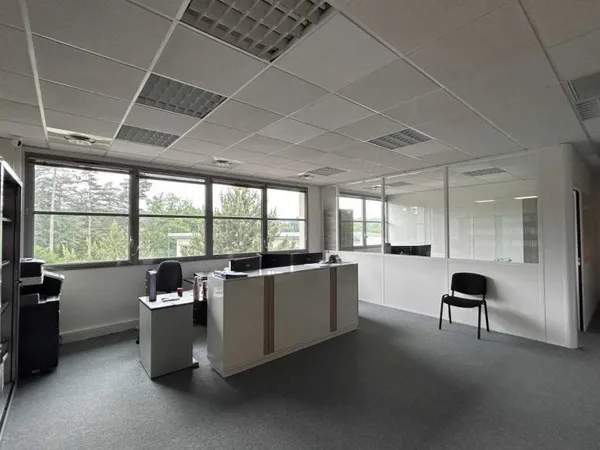 Bureaux 163 m²