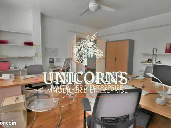 Bureaux 90 m²