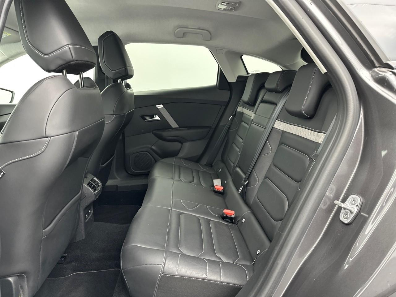 Citroën C4 bluehdi 130 s&s eat8 shine pack — photo 12