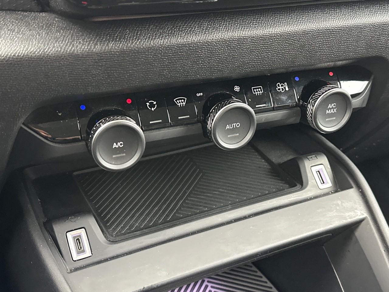 Citroën C4 puretech 130 s&s eat8 shine — photo 28